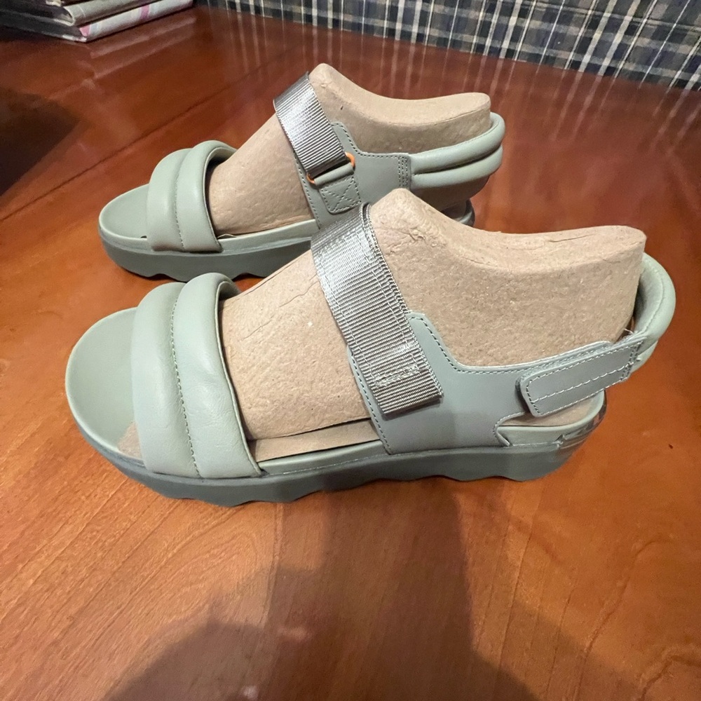 Women size 12 Sorell visible sandal safari/stone green - Picture 4 of 5